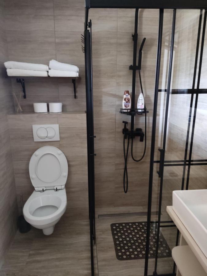 Apartmani Sladjana Novi Sad Ngoại thất bức ảnh